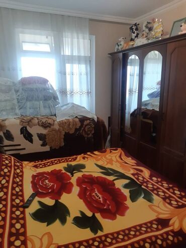 Köhnə tikili: Bakı, Qaraçuxur qəs., 4 otaqlı, Köhnə tikili, 100 kv. m — 3