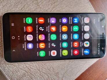 Samsung: Samsung Galaxy J6, 32 GB, Barmaq izi, Face ID