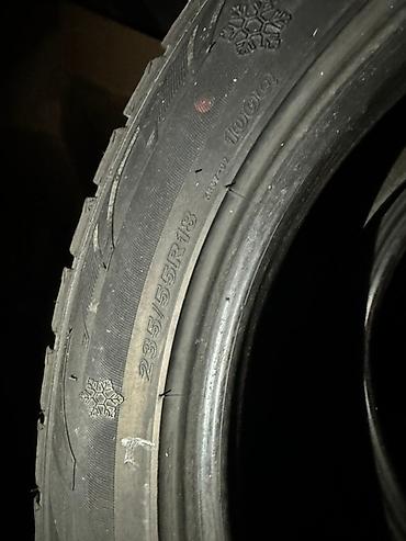 honda civic 2013: Срочноо. Зимние шины Kenda KR37

- Размер: 235/55 R18
4 шин — 3