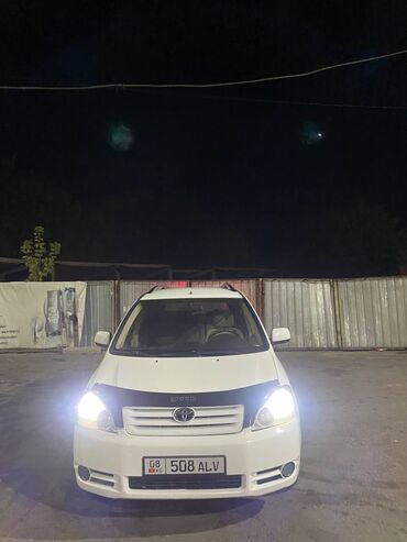 лента для машины: Toyota Avensis Verso: 2003 г., 2 л, Механика, Дизель, Минивэн