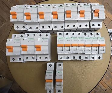 Schneider Electric Elektrik avtomat, 1 faza, Kredit yoxdur, Zəmanətsiz