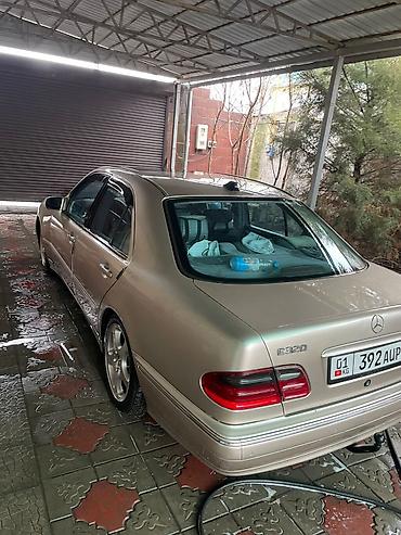 x class: Mercedes-Benz E-Class: 2000 г., 3.2 л, Автомат, Дизель, Седан — 4