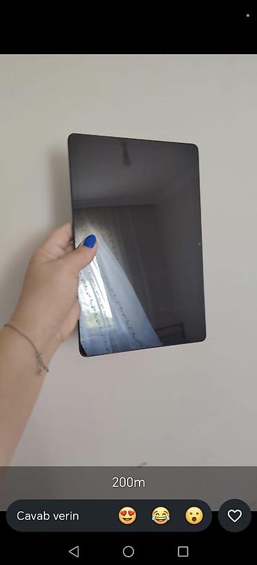 honor pad x8b: HONOR planşet - Brend: HONOR - Korpusu metal effektli boz/rəng - Arxa — 1