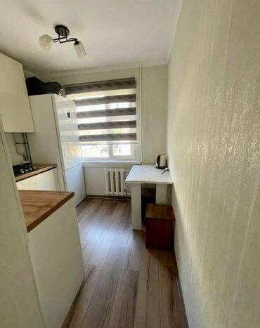 продоется 2 комнатная квартира: 2 комнаты, 42 м², 104 серия, 2 этаж, Дизайнерский ремонт