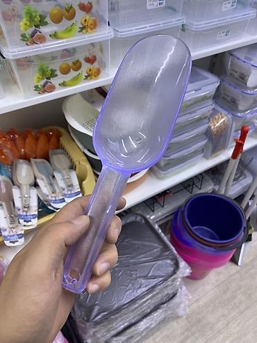 Пластиковый совок-мерник для сыпучих продуктов. - Материал: прочный