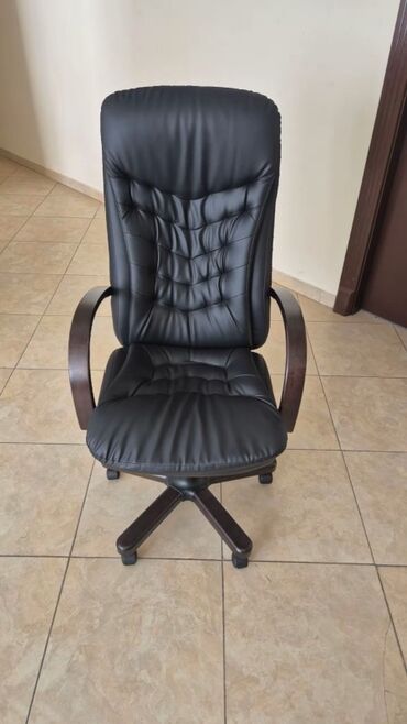 Sifarişlə ofis dəst mebeli: Mebel istehsalı və quraşdırma xidməti - Ofis masaları: İki rəngli — 14