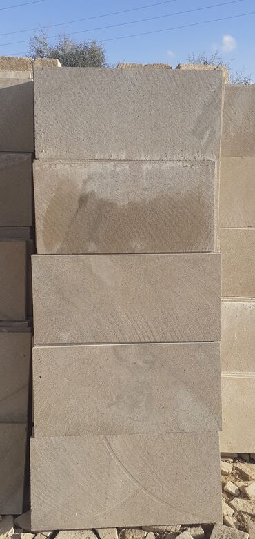 Digər tikinti daşları: Hər növ Aqlay daşlarının satışı. Sifarişlə istənilən daşların -da lalafo.az — 4 Digər tikinti daşları: Hər növ Aqlay daşlarının satışı. Sifarişlə istənilən daşların — 4