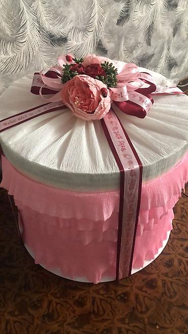 tort 8: “It’s a girl” tematında qız uşağı üçün hədiyyə qutusu/diaper cake — 3