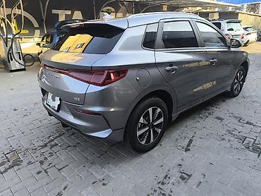 сколько стоит батарея на byd e2: BYD E2: 2025 г., Автомат, Электромобиль, Хэтчбэк — 1