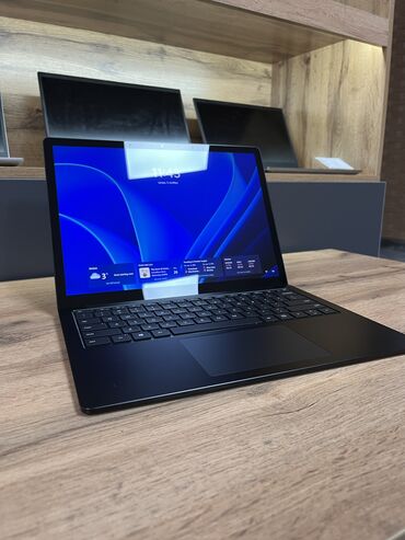 блок питания на ноутбук: Ультрабук, Microsoft Surface, 16 ГБ ОЗУ, Intel Core i7, 14 ", Б/у, Для несложных задач, память SSD