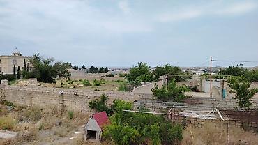 Həyət evləri və villalar: Həyətyanı torpaq sahəsi olan fərdi bağ evi - Bir mərtəbəli, 3 — 5