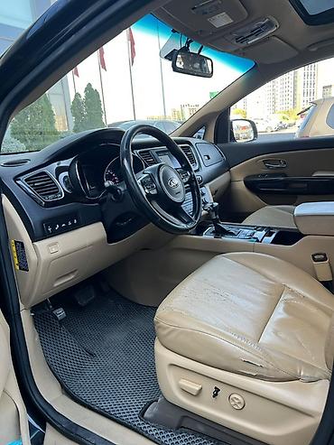 4 vd: Kia Carnival: 2017 г., 2.2 л, Автомат, Дизель, Минивэн — 6
