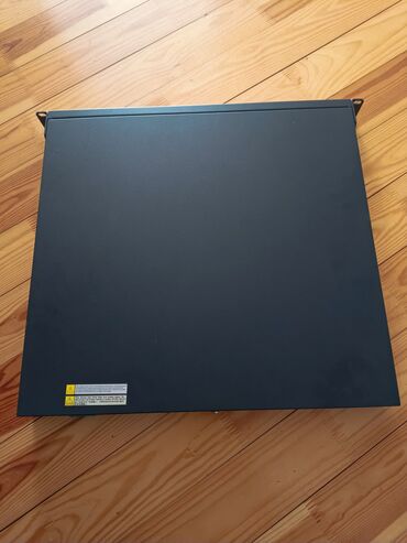 Modemlər və şəbəkə avadanlıqları: HP A5120 Series Switch (JG091A) - 24x 10/100/1000Base-T RJ-45 şəbəkə — 4