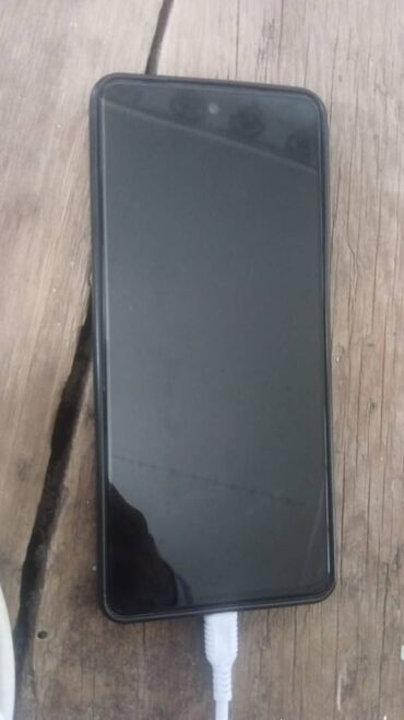 ikinci el qabyuyan: Tecno Spark 10 Pro, 256 GB, rəng - Göy, Qırıq, Barmaq izi, İki sim kartlı