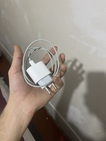 Apple iPhone: IPhone 11, 128 GB, Ağ, Face ID — 4