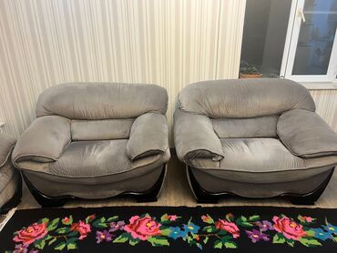 islenmis divan kreslo satilir: Б/у, Диван, 2 кресла