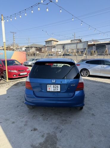 Honda: Honda Fit: 2003 г., 1.5 л, Вариатор, Бензин, Хэтчбэк — 5