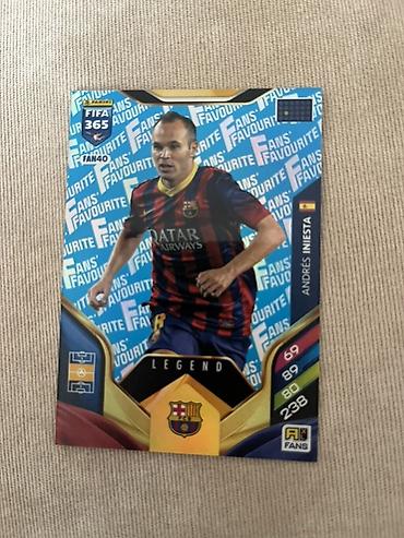 bayraglar: Panini FIFA 365 “Fans’ Favourite” kolleksiya kartı — Andrés Iniesta — 1