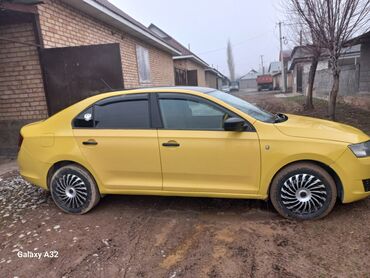 Skoda: Skoda Rapid: 2016 г., 1.6 л, Механика, Бензин, Хэтчбэк