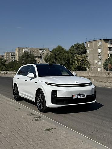 rx 2017: Lixiang L7: 2023 г., 1.5 л, Гибрид, Кроссовер — 1