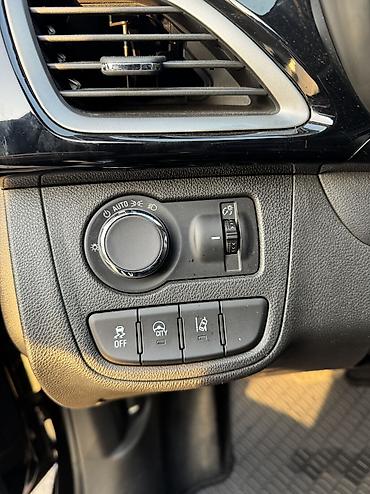 Chevrolet: Chevrolet Spark: 2020 г., 1 л, Вариатор, Бензин, Хэтчбэк — 9