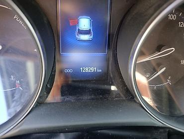 трекер авто: Toyota C-HR: 2018 г., 1.8 л, Вариатор, Бензин, Кроссовер — 1