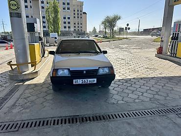 lada 2105: ВАЗ (ЛАДА) 21099: 2002 г., Механика, Бензин, Седан — 1