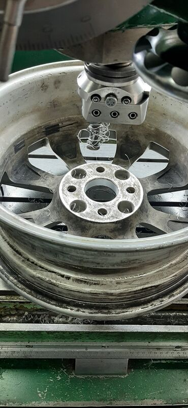 Другие автоуслуги: * Координатно-расточные работы . * Фрезировка головок гбц с углом — 18