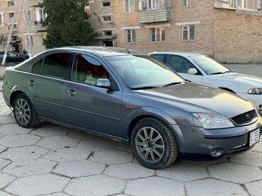 Ford: Ford Mondeo: 2002 г., 1.8 л, Механика, Бензин, Хэтчбэк