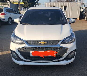 Chevrolet Spark: 2018 г., 1 л, Автомат, Бензин