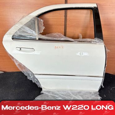 Кузов бөлүктөрү: Арткы оң эшик Mercedes-Benz 2004 г., Колдонулган, түсү - Ак,Оригинал