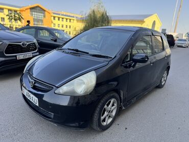 Honda: Honda Fit: 2005 г., 1.3 л, Автомат, Бензин, Хэтчбэк