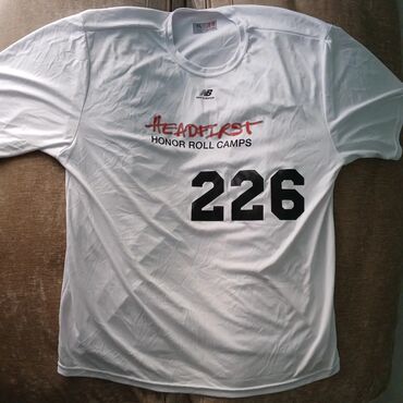 T-shirts: T-shirt XL (EU 42), color - White