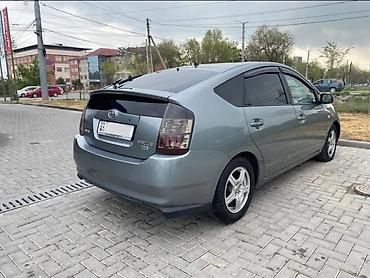 Toyota: Toyota Prius: 2005 г., 1.5 л, Вариатор, Гибрид, Хэтчбэк — 4