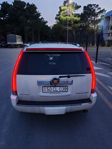 Cadillac: Cadillac Escalade: 6.2 l | 2012 il 166000 km Ofrouder/SUV -da lalafo.az — 10 Cadillac: Cadillac Escalade: 6.2 l | 2012 il 166000 km Ofrouder/SUV — 10