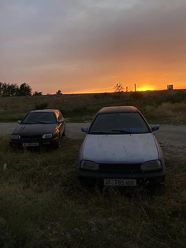 крыло гольф3: Volkswagen Golf: 1993 г., 1.8 л, Бензин, Хэтчбэк — 2