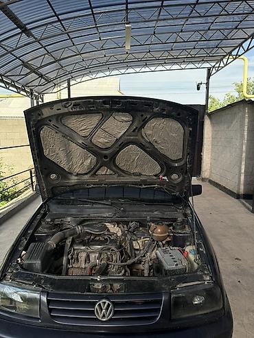passat variant: Volkswagen Vento: 1995 г., 1.8 л, Механика, Бензин, Седан — 4