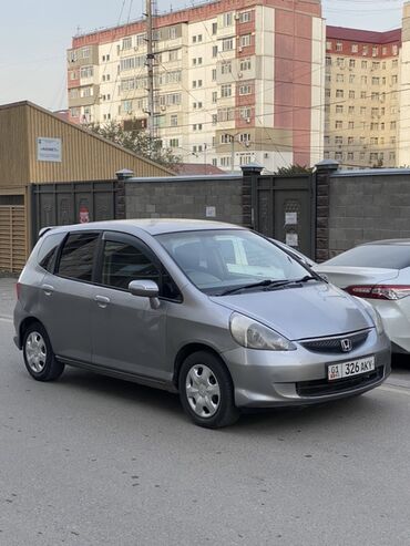 туманик хонда фит: Honda Fit: 2004 г., 1.3 л, Вариатор, Бензин, Хетчбек