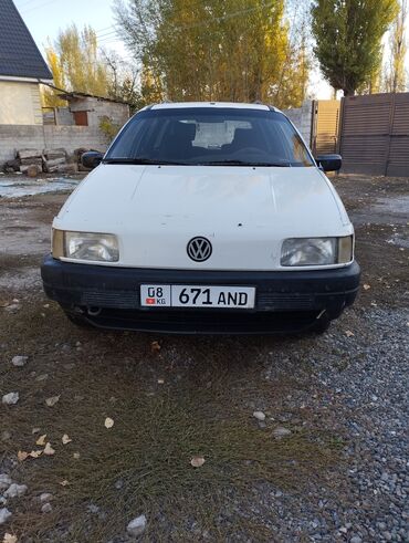 шторки на машину: Volkswagen Passat: 1990 г., 1.8 л, Механика, Бензин, Универсал