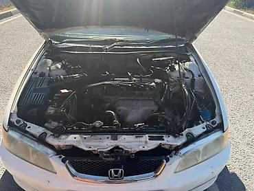srs: Honda Accord: 2000 г., 2 л, Автомат, Бензин, Седан — 7