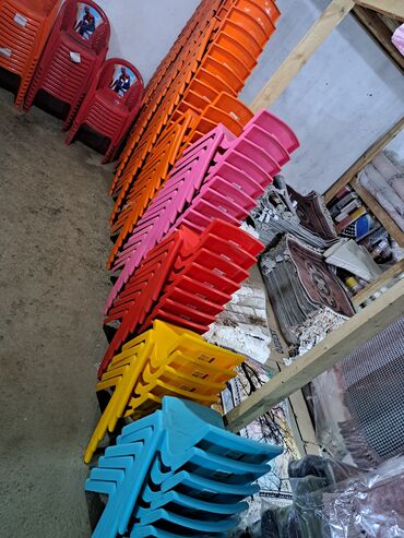 Digər uşaq mebeli: Bağca Stullari. Sinmayan balaca 13 manat, Boyuk ise 19.50 qəpik — 5