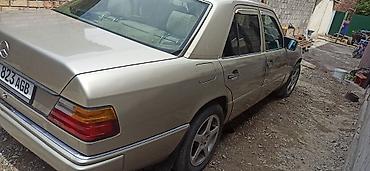 крыло w211: Mercedes-Benz W124: 1991 г., 2.3 л, Механика, Бензин, Седан — 4