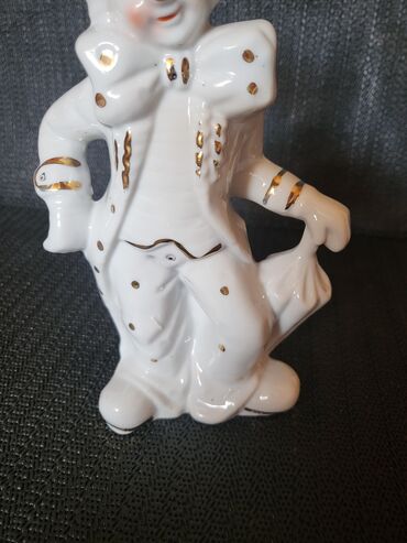 Figure: Figura, bоја - Šareno, Novo — 4
