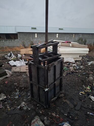 строительные оборудования: Ручной винтовой пресс для брикетирования/прессования отходов и