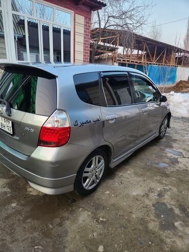 задняя балка фит: Honda Fit: 2003 г., 1.5 л, Автомат, Бензин, Хэтчбэк