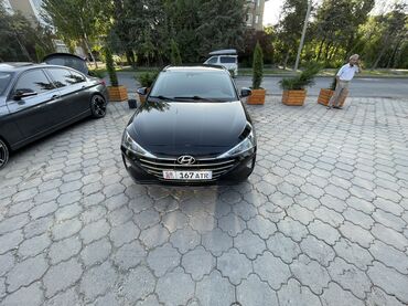 Hyundai: Hyundai Elantra: 2019 г., 2 л, Автомат, Бензин, Седан — 9