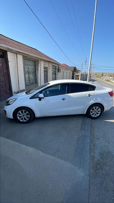 Kia: Kia Rio: 1.4 l | 2013 il Sedan