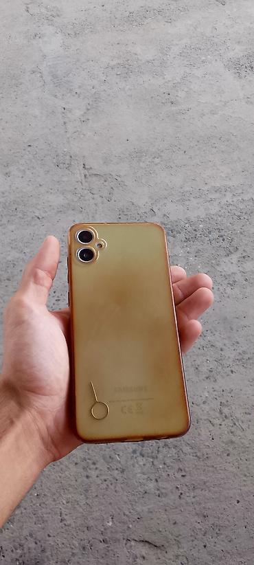 Mobil telefonlar: Samsung Galaxy A05, 128 GB, rəng - Qızılı, Sensor — 2