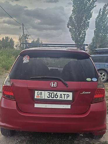 Продажа авто: Honda Jazz: 2007 г., 1.3 л, Вариатор, Бензин, Хэтчбэк — 3