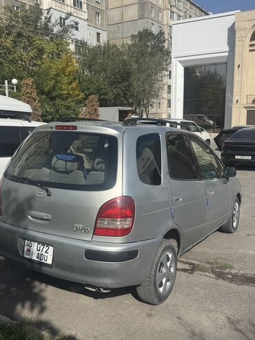 запчасти на спейс стар: Toyota Спринтер: 1995 г., 1.6 л, Автомат, Бензин, Универсал
